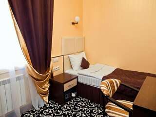 Гостиница Лайт Отель Волгоград Двухместный номер Делюкс с 1 кроватью или 2 отдельными кроватями-11